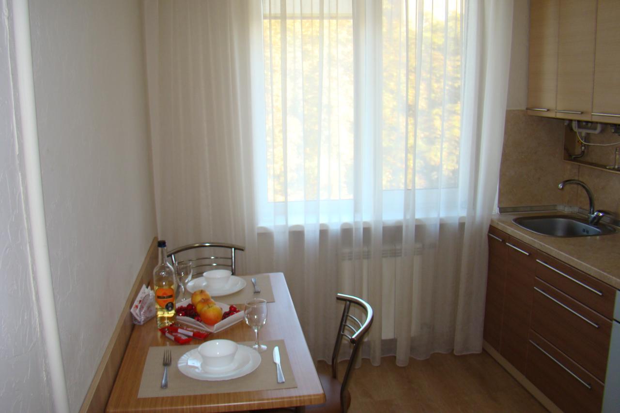 Квартира В Районе Горисполкома И 1-Й Горбольницы. Apartment Krivoy Rog Bagian luar foto